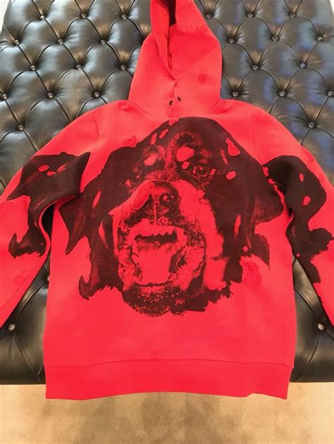 fake givenchy rottweiler hoodie|how to spot givenchy clothing.